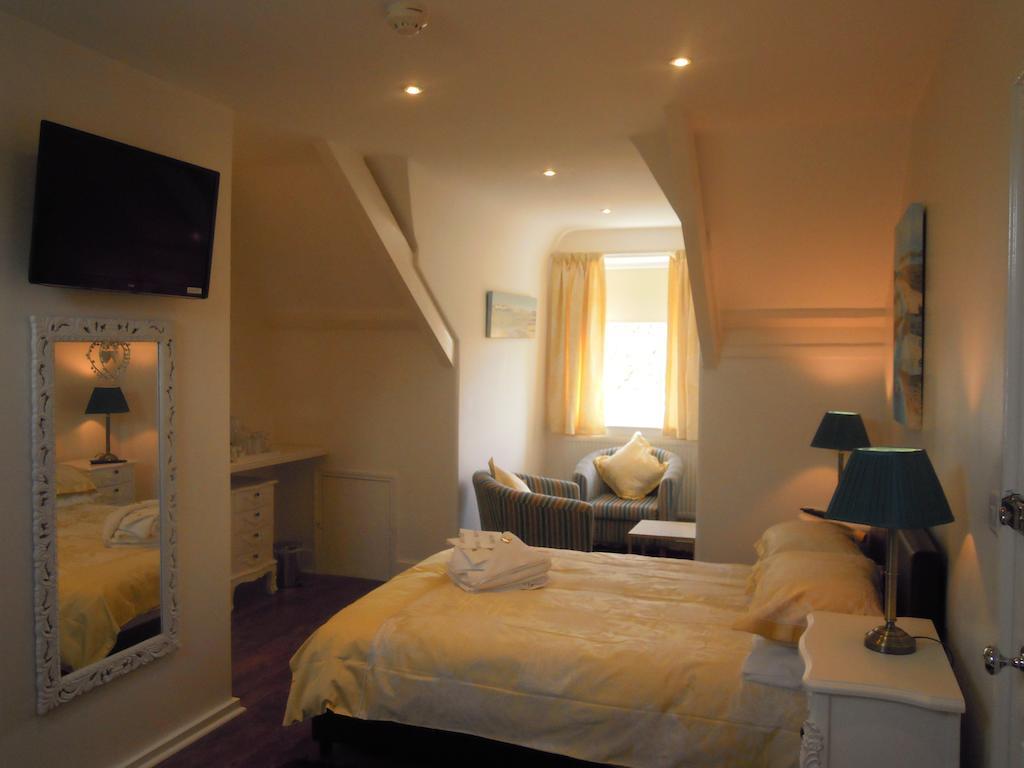 Glen Afton Hotel เพนแซนซ์ ห้อง รูปภาพ